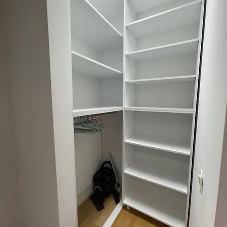 Hedonist-modern Urban A Blok