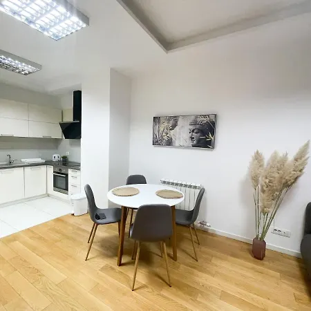 Hedonist-modern Urban A Blok Belgrado