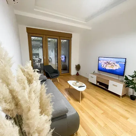 Hedonist-modern Urban A Blok شقة