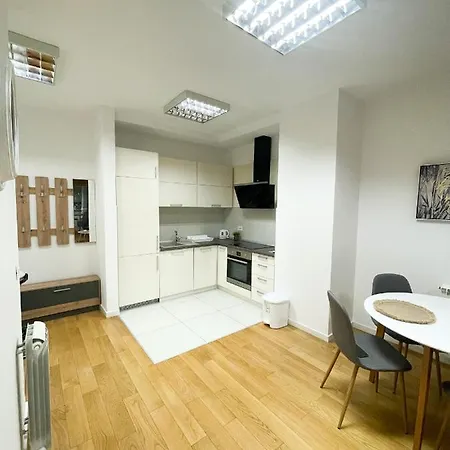 Hedonist-modern Urban A Blok Apartamento Belgrado