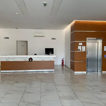 Hedonist-modern Urban A Blok